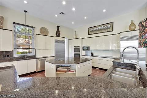 3451 Creekview Dr, Bonita Springs FL - photo 11 of 50