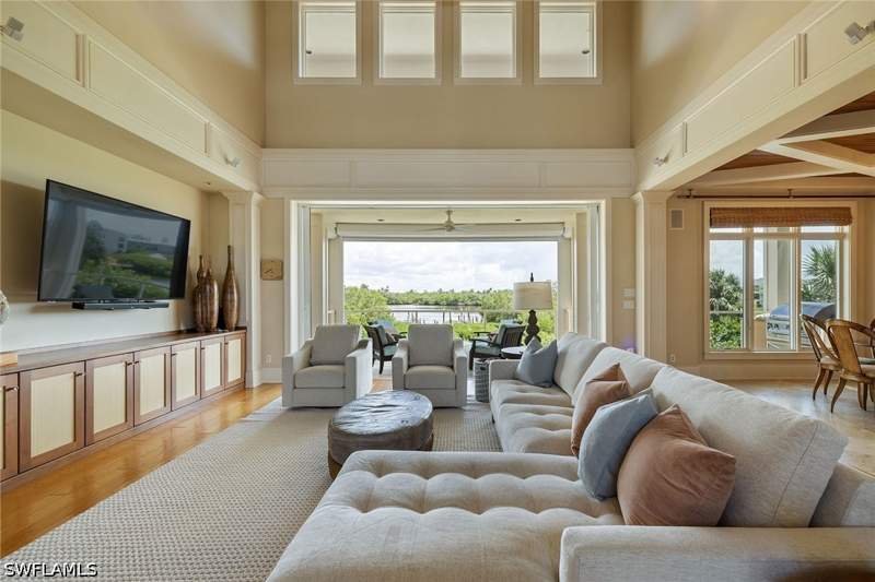 4 bedroom SingleFamilyResidence at 21551 Indian Bayou Dr, Indian Bayou Subd, Fort Myers Beach — photo 4