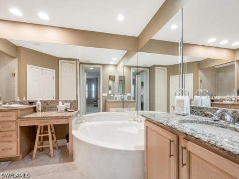 10540 Marino Pointe Dr 301, Miromar Lakes FL - photo 14 of 42