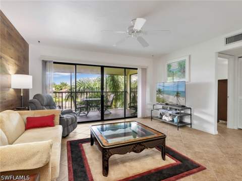 1600 Misty Pines Cir 303, Naples FL - photo 9 of 30