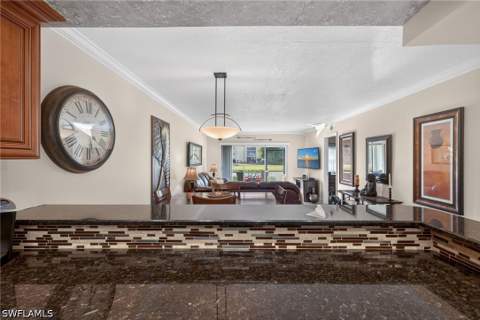 201 Quail Forest Blvd 109, Naples FL - photo 11 of 41
