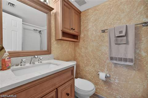 201 Quail Forest Blvd 109, Naples FL - photo 18 of 41