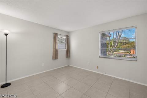 1400 Pompei Ln 1, Naples FL - photo 15 of 22