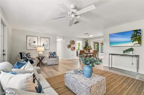 2265 Outrigger Ln, Naples FL - photo 8 of 36