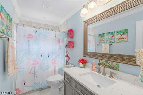 2073 E Tobago Cir, Fort Myers FL - photo 14 of 35