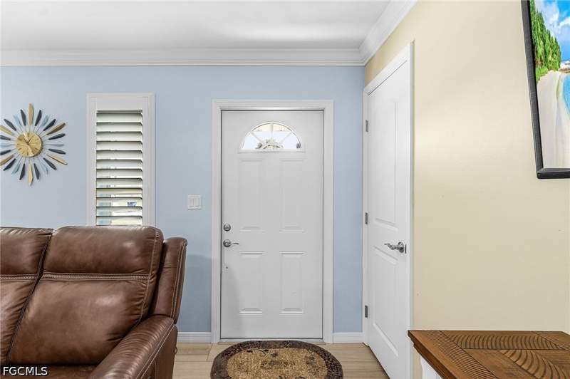 2 bedroom SingleFamilyResidence at 2073 E Tobago Cir, Fort Myers Shores, Fort Myers — photo 4