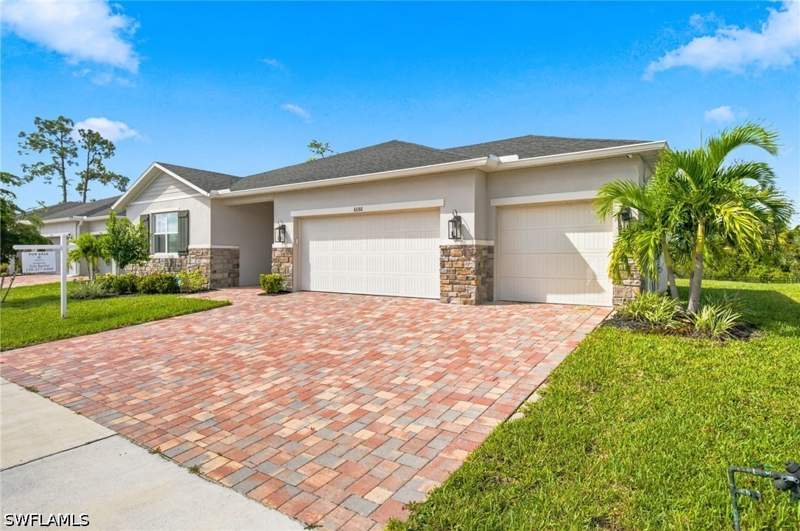 4 bedroom SingleFamilyResidence at 6688 Estero Bay Dr, Coves Of Estero Bay, Fort Myers — photo 2