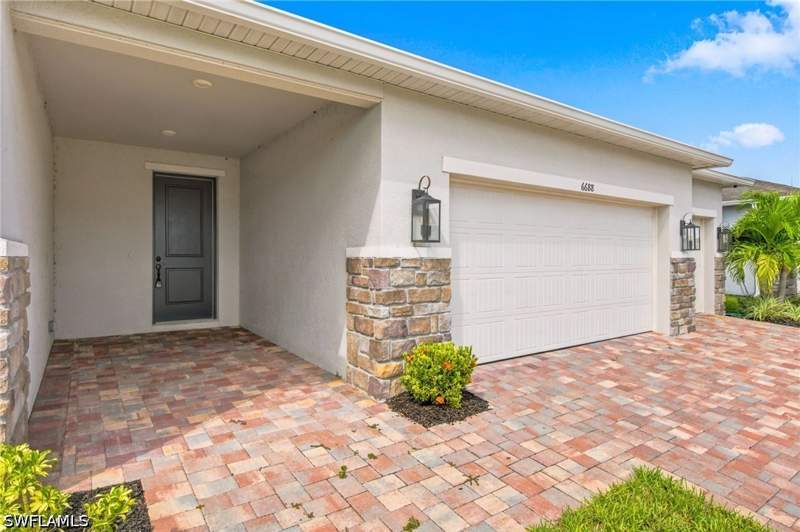 4 bedroom SingleFamilyResidence at 6688 Estero Bay Dr, Coves Of Estero Bay, Fort Myers — photo 3