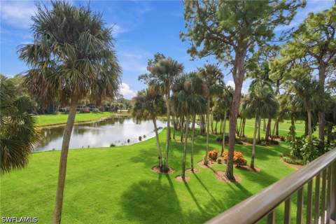 105 Clubhouse Ln 388, Naples FL - photo 6 of 30