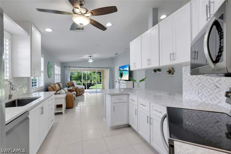 2 bedroom Attached at 29035 Alessandria Cir, San Remo, Bonita Springs — photo 3