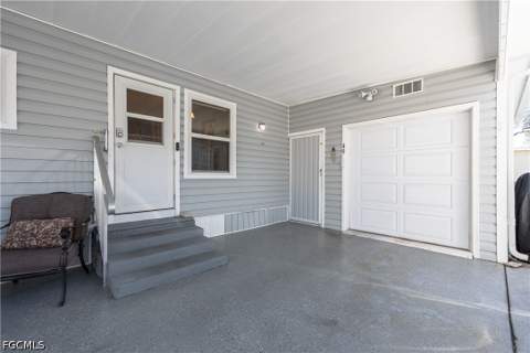 49 Nicklaus Blvd, North Fort Myers FL - photo 6 of 51