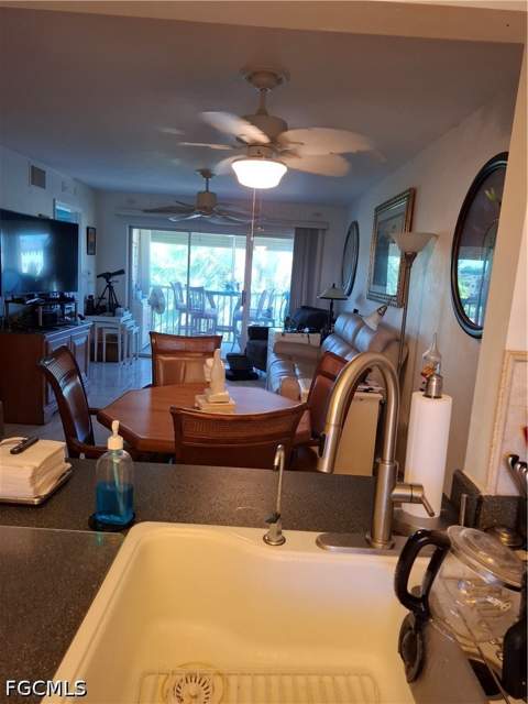 1018 Manatee Rd E307, Naples FL - photo 7 of 24