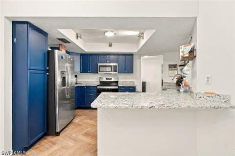 18688 Bradenton Rd, Fort Myers FL - photo 9 of 37