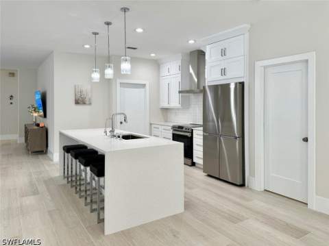 8260 Laurel Lakes Blvd, Naples FL - photo 11 of 40