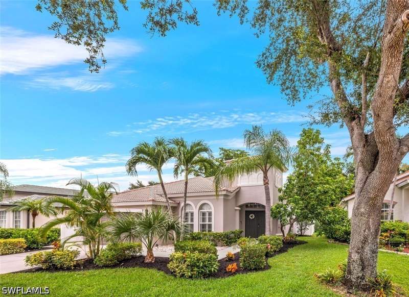 3 bedroom SingleFamilyResidence at 8260 Laurel Lakes Blvd, Laurel Lakes, Naples — photo 2