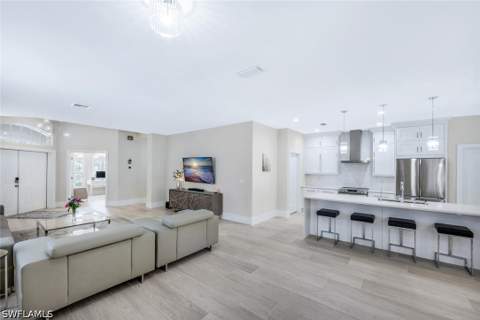 8260 Laurel Lakes Blvd, Naples FL - photo 8 of 40