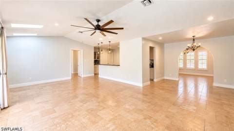 1089 Nottingham Dr, Naples FL - photo 10 of 19