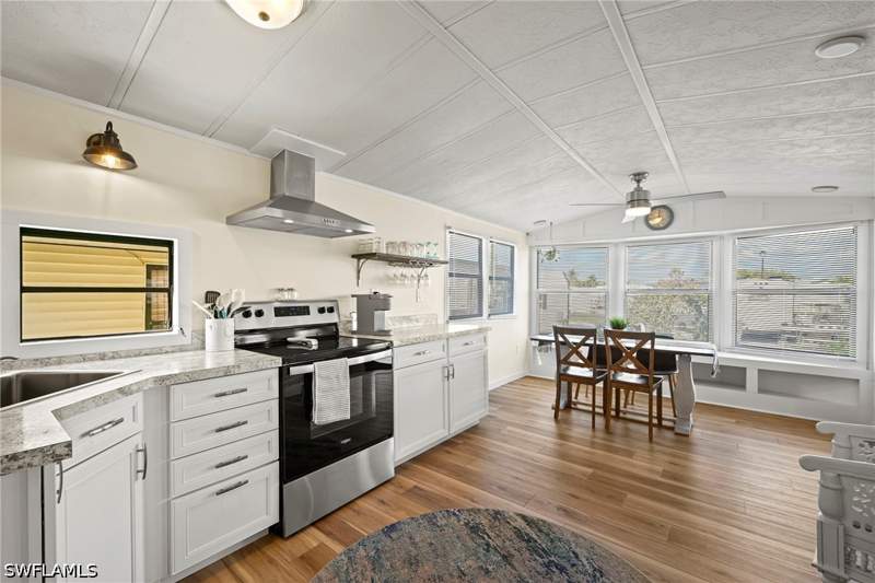 1 bedroom ManufacturedHome at 11731 Padina Dr, Holiday Condo Inc, Fort Myers — photo 3