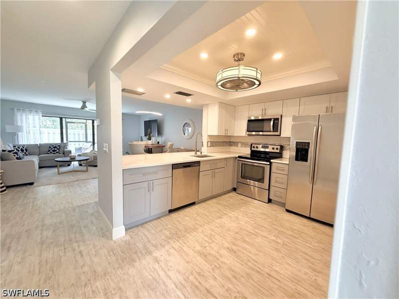 2 bedroom Townhouse at 800 Meadowland Dr N, Pelican Ridge, Naples — photo 4