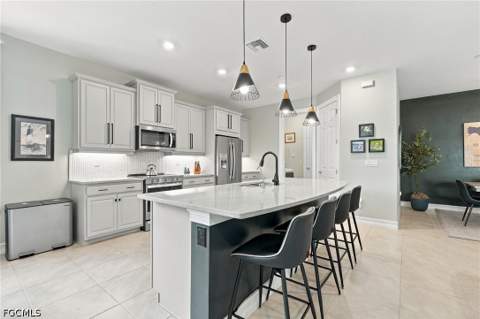2120 Hickeys Creekside Dr, Alva FL - photo 13 of 56