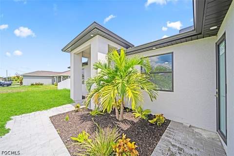 1835 NW 20th Pl, Cape Coral FL - photo 8 of 38
