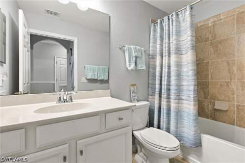 9590 Trevi Ct 5316, Naples FL - photo 21 of 47