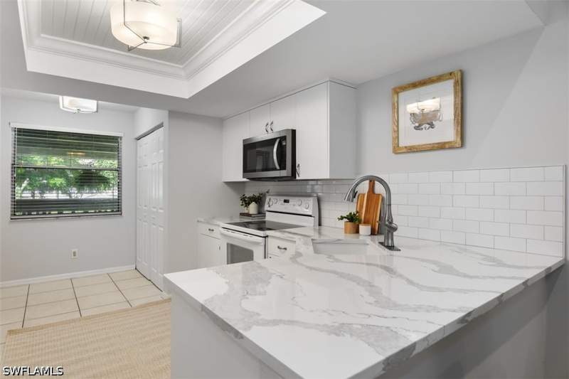 2 bedroom Condominium at 624 Wiggins Bay Dr C23, Colony At Wiggins Bay, Naples — photo 3
