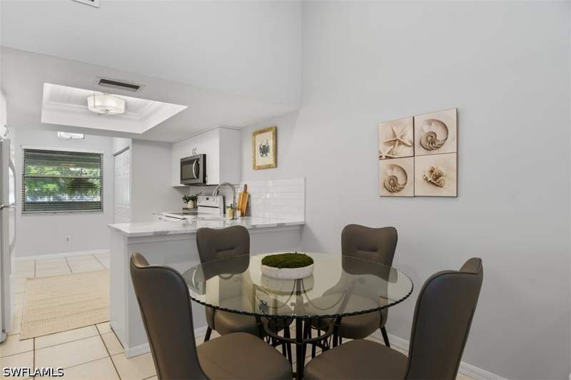 2 bedroom Condominium at 624 Wiggins Bay Dr C23, Colony At Wiggins Bay, Naples — photo 5
