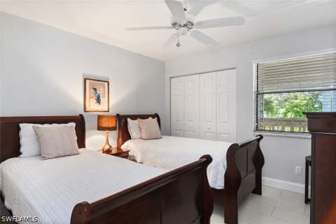 624 Wiggins Bay Dr C23, Naples FL - photo 9 of 22
