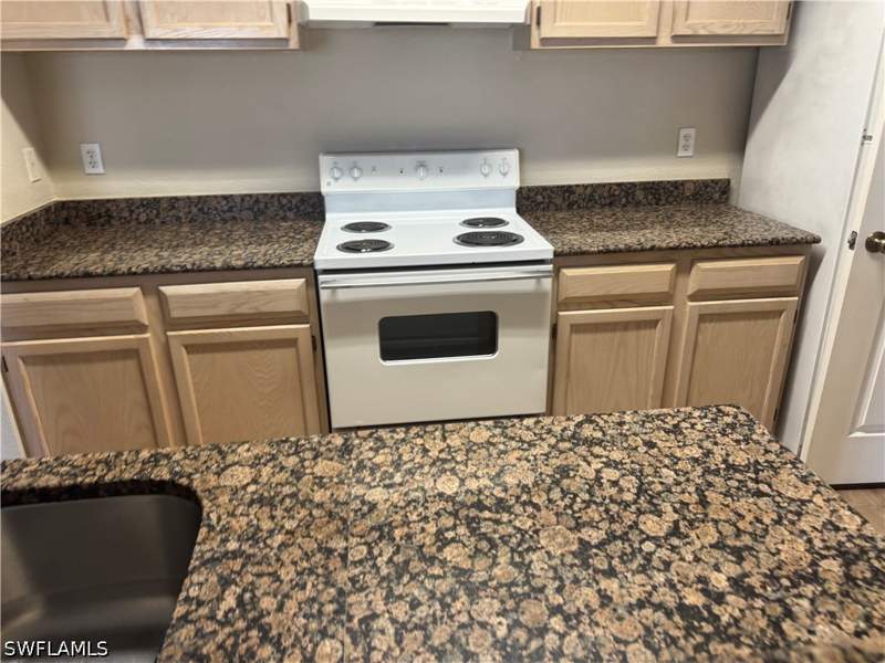 2 bedroom Condominium at 11550 Villa Grand 1323, Terrace, Fort Myers — photo 5