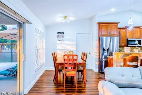 2602 NE 2nd Ave, Cape Coral FL - photo 10 of 44