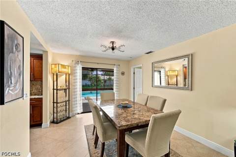 1832 Bolado Pkwy, Cape Coral FL - photo 6 of 31