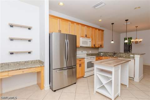 9138 Chula Vista St 12703, Naples FL - photo 7 of 28