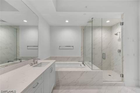 1135 3rd Ave S 318, Naples FL - photo 20 of 40