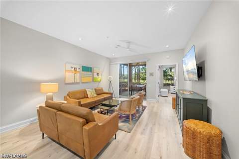 8231 Parkstone Pl 102, Naples FL - photo 22 of 45