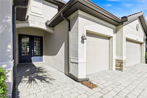 11579 Canopy Loop, Fort Myers FL - photo 6 of 62