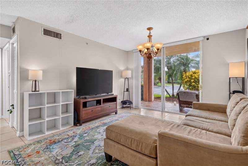 1 bedroom Condominium at 1240 Wildwood Lakes Blvd 101, The Enclave At Naples, Naples — photo 4