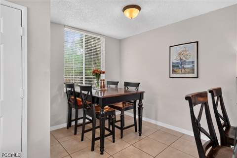 1240 Wildwood Lakes Blvd 101, Naples FL - photo 7 of 26
