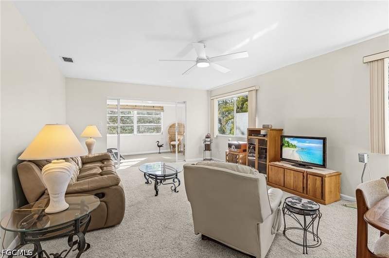 2 bedroom SingleFamilyResidence at 203 Chapel St, Seagrape, Fort Myers Beach — photo 3