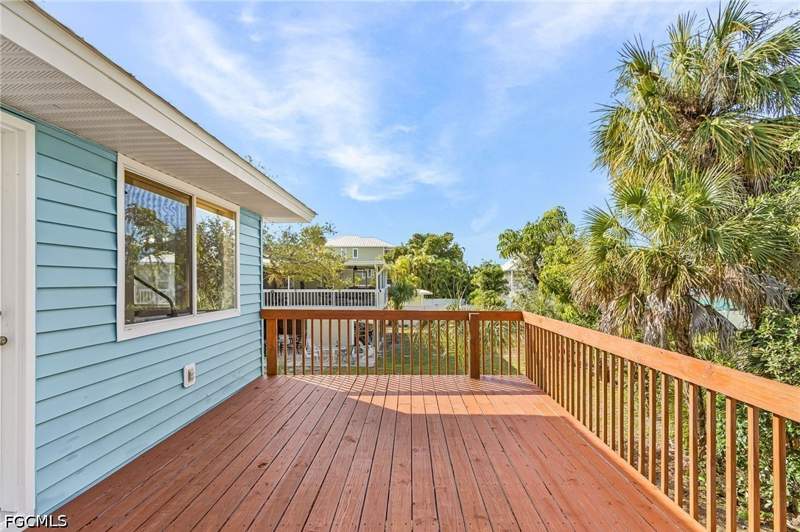 2 bedroom SingleFamilyResidence at 203 Chapel St, Seagrape, Fort Myers Beach — photo 5