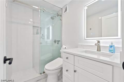1300 Gulf Shore Blvd N 703, Naples FL - photo 13 of 19