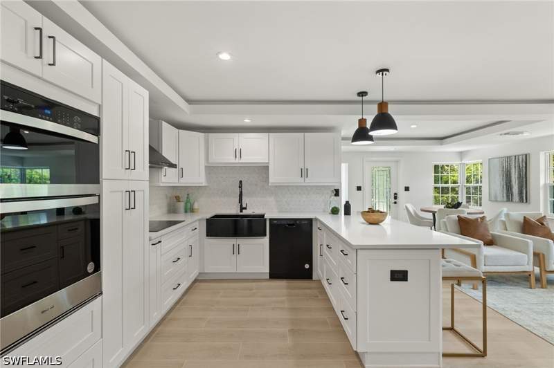 4 bedroom SingleFamilyResidence at 3489 Seagrape Ave, Naples Villas, Naples — photo 4