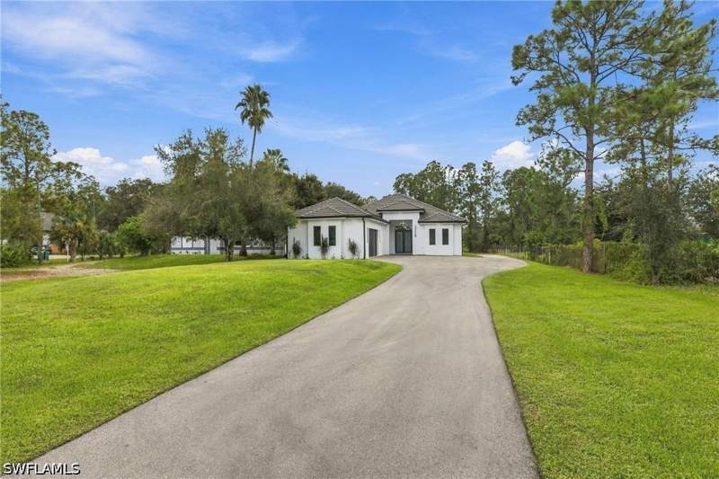 3 bedroom SingleFamilyResidence at 2728 Randall Blvd, Golden Gate Estates, Naples — photo 2