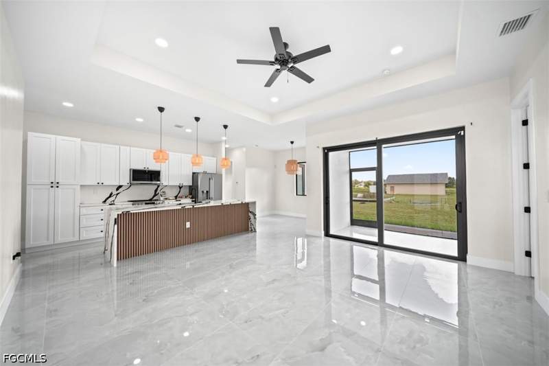 4 bedroom SingleFamilyResidence at 2903 E 17th St, Lehigh Acres, Lehigh Acres — photo 3