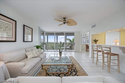 5550 Heron Point Dr 402, Naples FL - photo 18 of 47