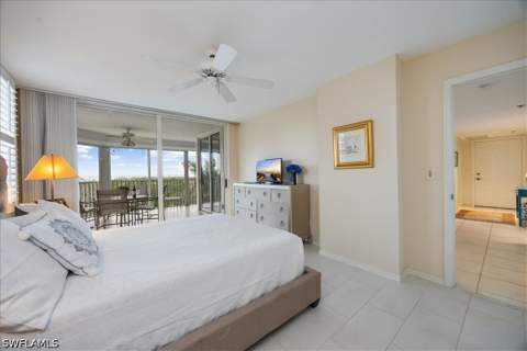 5550 Heron Point Dr 402, Naples FL - photo 22 of 47