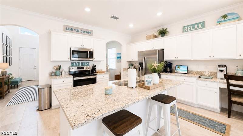 5 bedroom SingleFamilyResidence at 14534 Cantabria Dr, Portico, Fort Myers — photo 5