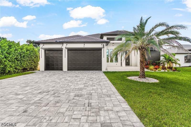 4 bedroom SingleFamilyResidence at 3620 SW 4th Ln, Cape Coral, Cape Coral — photo 2