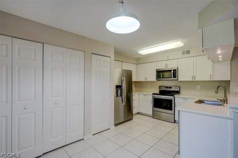 28720 Diamond Dr 103, Bonita Springs FL - photo 18 of 43