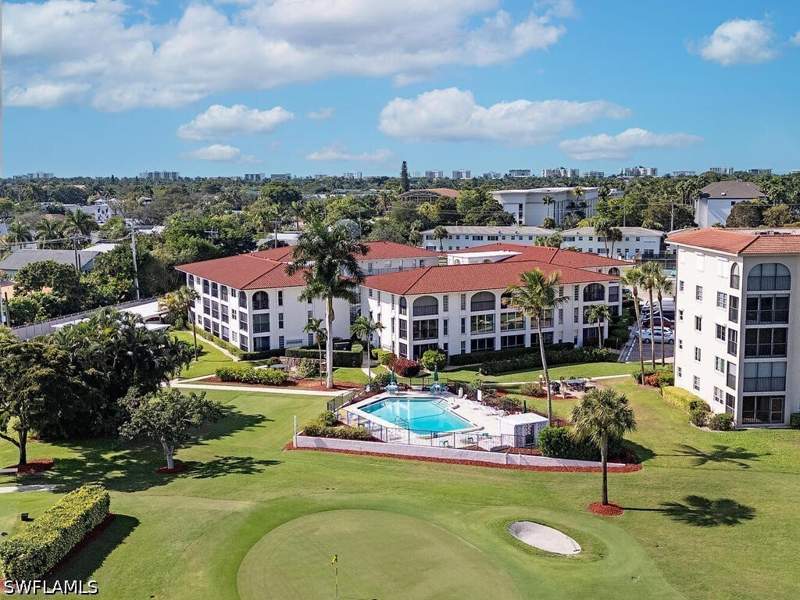 2 bedroom Condominium at 53 High Point Cir W 101, High Point Country Club, Naples — photo 2